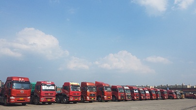 管道設(shè)備運輸.jpg 管道設(shè)備運輸.jpg